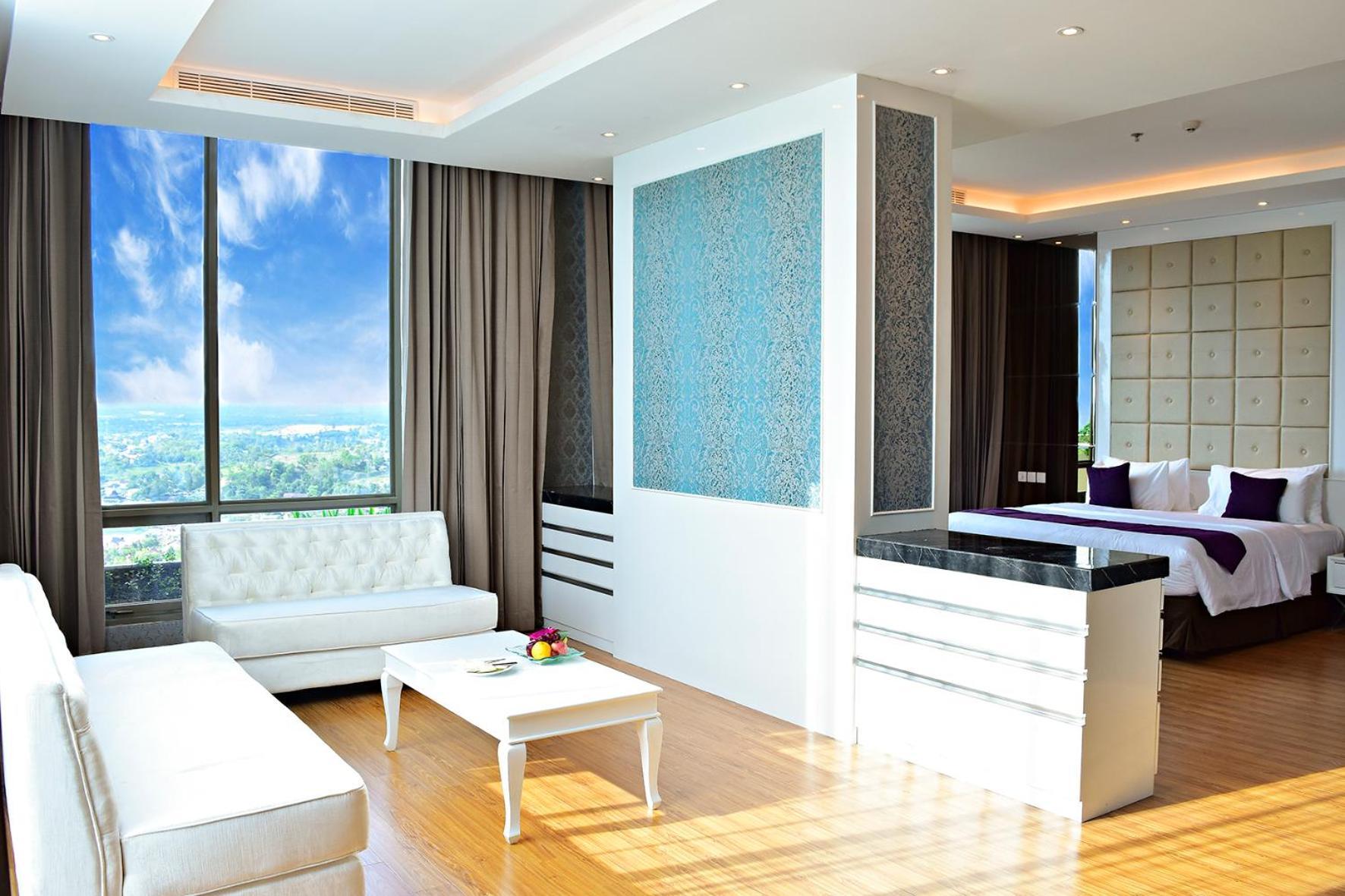 Platinum Hotel & Convention Hall Balikpapan Extérieur photo
